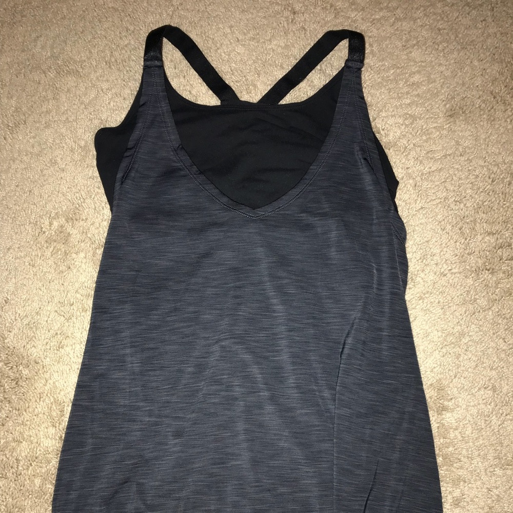 Oakley Running Top/Built in Bra